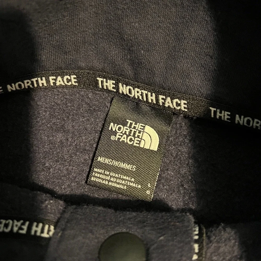 NWOT The North Face Mens Navy Blue Snap Neck Fleece Pullover Sweatshirt Large